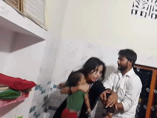 टब में डूबने से 2 साल की बच्ची की मौत:लखनऊ में ननिहाल आई थी, खेलते समय औंधे मुंह पानी में गिरी