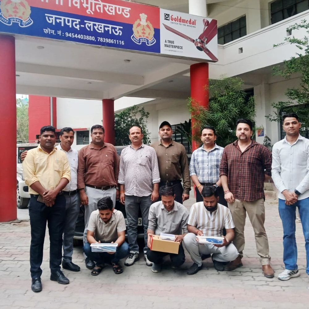 नौकरी दिलाने के नाम पर ठगी करने वाले 3 गिरफ्तार:कॉल सेंटर खोलकर चला रहे थे गैंग, जॉब पोर्टल से डेटा खरीदकर बनाते थे निशाना