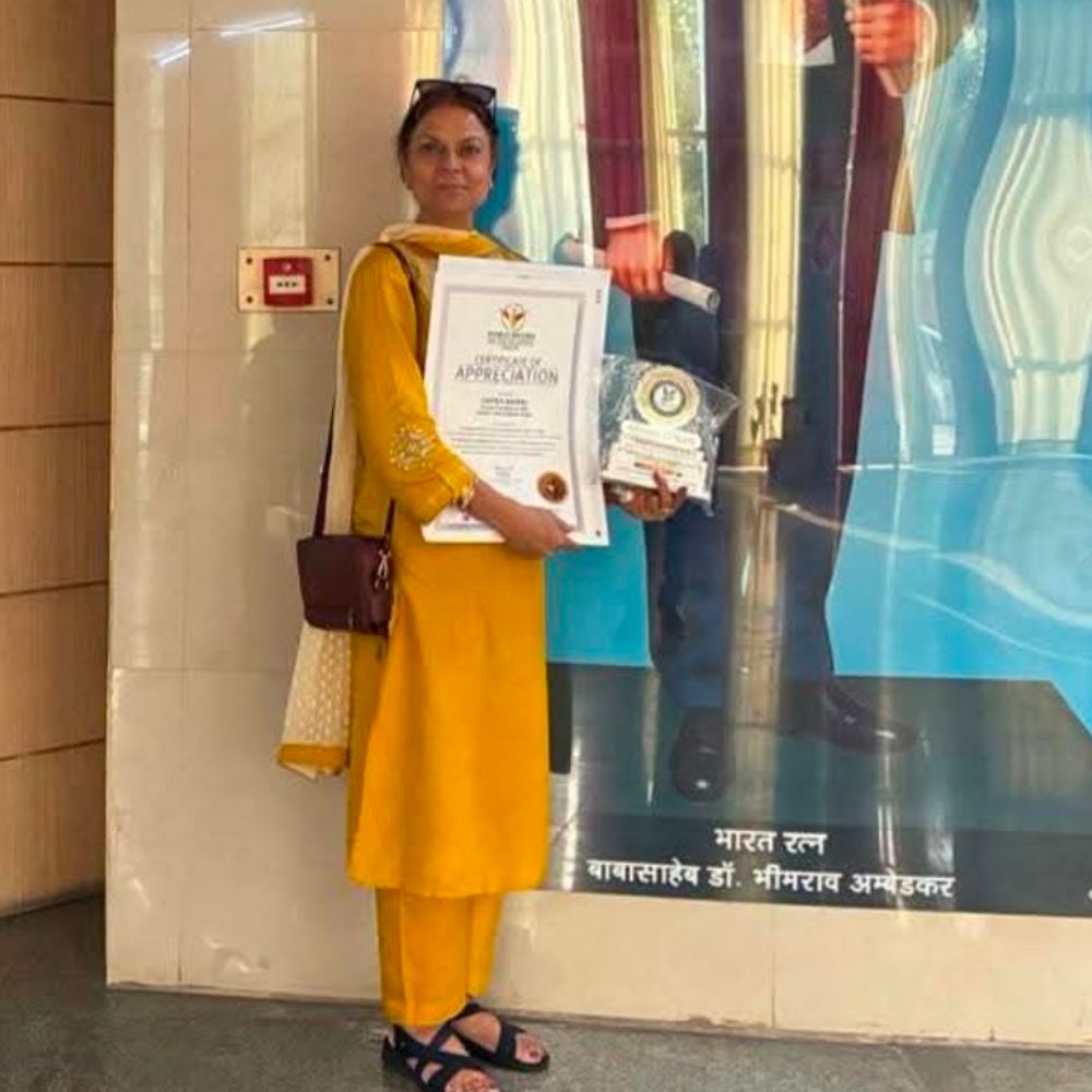 हरदोई के इनरव्हील क्लब को अंतरराष्ट्रीय सम्मान:रक्तदान जागरूकता के लिए नेशनल सोशल इम्पैक्ट अवॉर्ड, वर्ल्ड रिकॉर्ड मिला