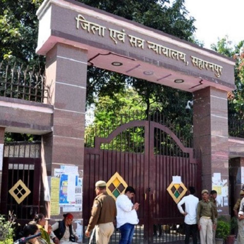 सहारनपुर में पड़ोसी ने प्लॉट के नाम 2.33 लाख हड़पे:पीड़ित बोला–झूठे मुकदमे में फंसाने की दे रहे धमकी, ब्लैकमेल कर मांग रहे 20 लाख, कोर्ट के आदेश पर केस दर्ज