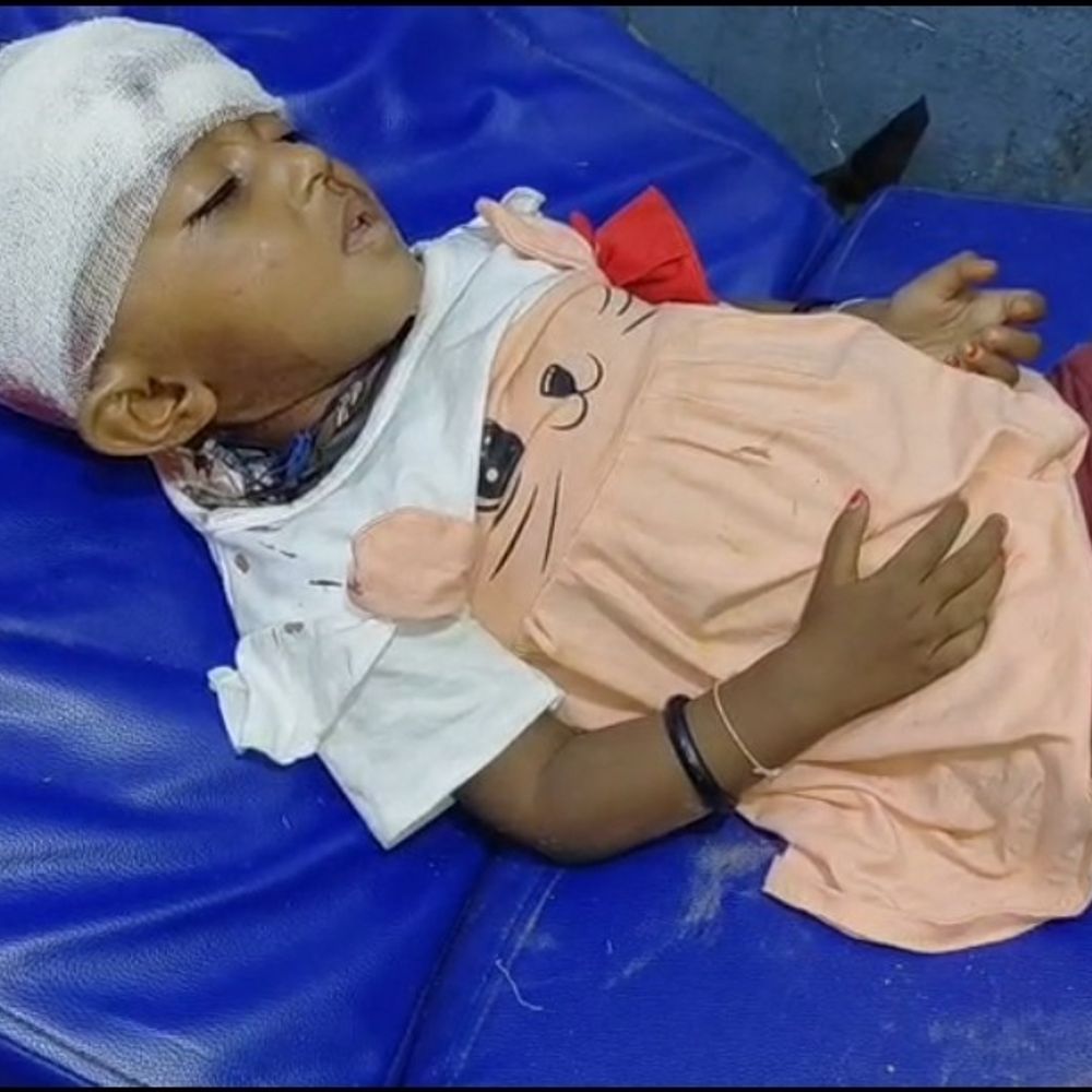 बांदा में कार-बाइक टक्कर, युवक-बच्ची की मौत:दो गंभीर घायल कानपुर रेफर, पुलिस जांच जारी