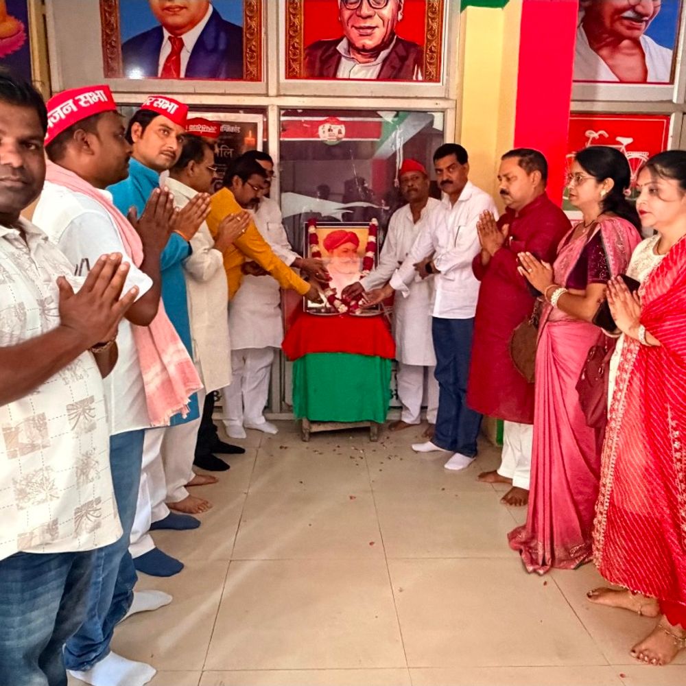 सपा कार्यालय पर दानवीर भामाशाह की जयंती मनाई गई:वक्ताओं ने उनकी राष्ट्रभक्ति और अद्वितीय त्याग को किया याद