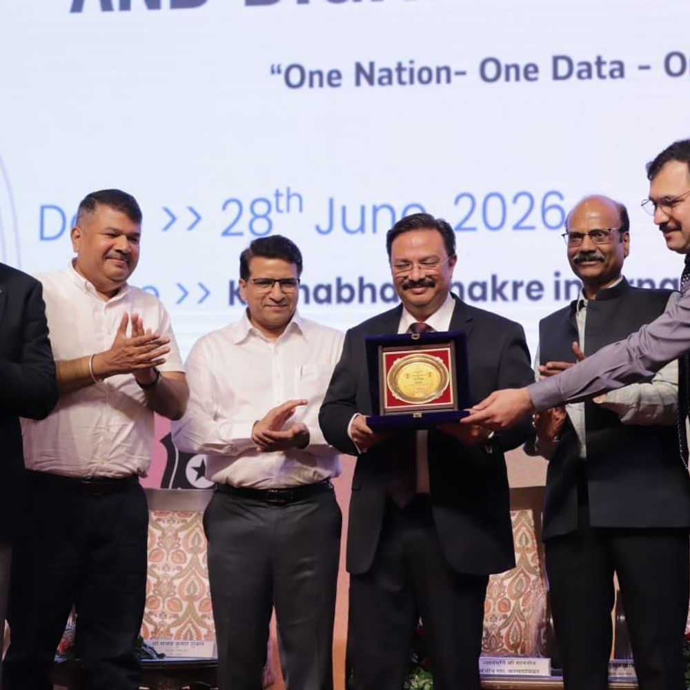डिजिटल पुलिसिंग में प्रदेश में नंबर वन रतलाम पुलिस:CCTNS में किया बेहतर कार्य; भोपाल में रतलाम एसपी को मिला सम्मान