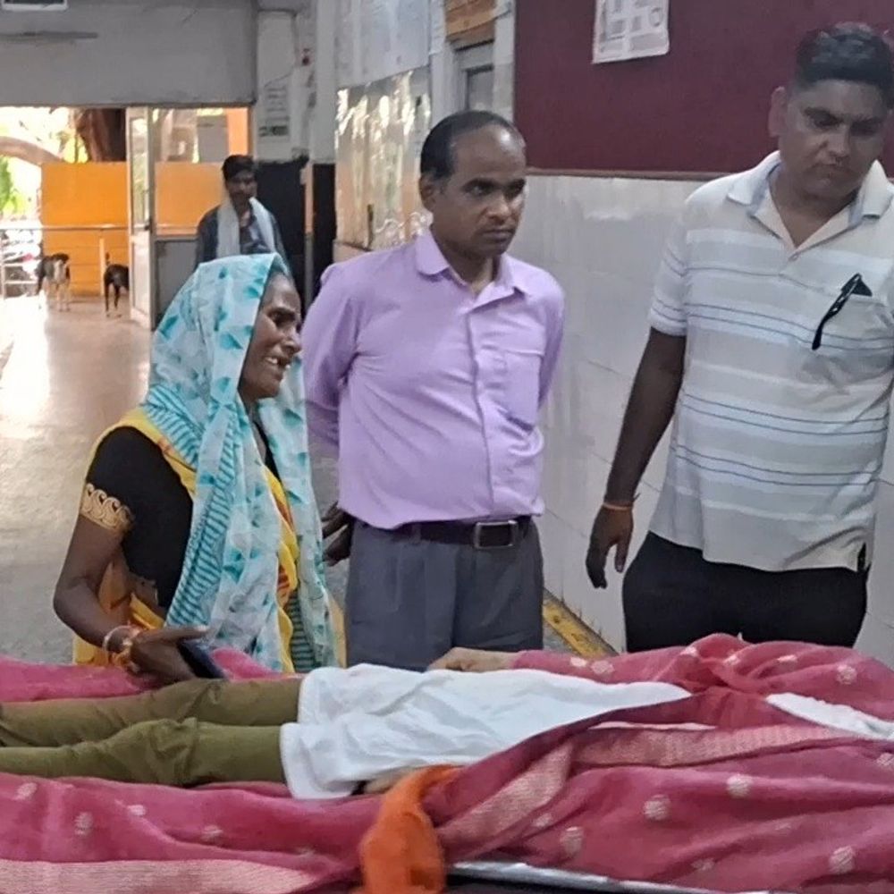विवाहिता ने फंदा लगाकर की आत्महत्या:आर्थिक तंगी पर पति से विवाद के बाद उठाया कदम, मायके पक्ष ने लगाए आरोप