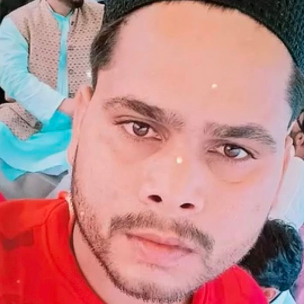 बांदा में ट्रक की टक्कर से फल व्यापारी की मौत:महोखर के पास हादसा, पुलिस ने शव पोस्टमार्टम को भेजा