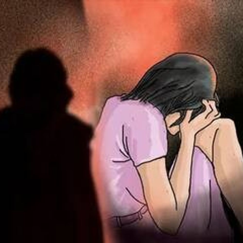 दतिया में नशीला पदार्थ पिलाकर किशोरी से गैंगरेप:  वारदात के बाद किशोरी को छोड़कर भागे आरोपी; तीनों आरोपियों पर FIR – datia News