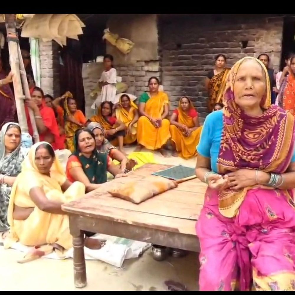 महराजगंज में गेट गिरने से किशोर की मौत:11 दिन बाद भी नहीं आई जांच रिपोर्ट, कार्रवाई का इंतजार