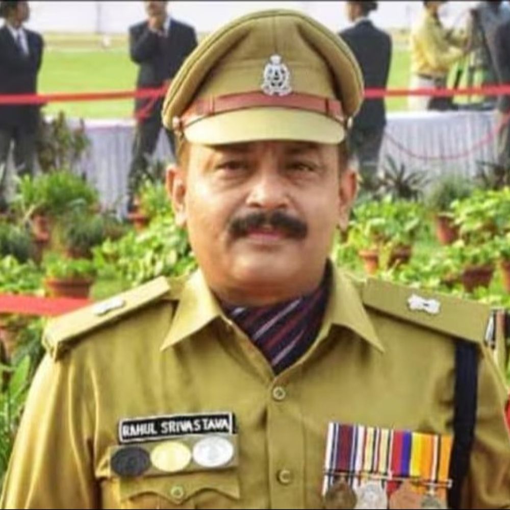 यूपी के 28 PPS अफसर IPS बने:डीजीपी के PRO राहुल श्रीवास्तव का प्रमोशन, संजय कुमार यादव को झटका मिला
