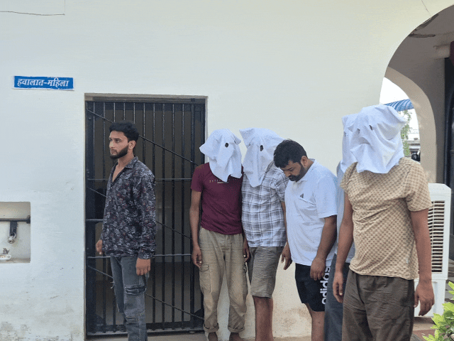 झुंझुनूं में डकैती का 12 दिन में 'द एंड':300 कैमरों की पड़ताल और यूपी तक पीछा, ऐसे जाल में फंसा 6 शातिर बदमाशों का गैंग, 30 पुलिसकर्मियों की मेहनत लाई रंग