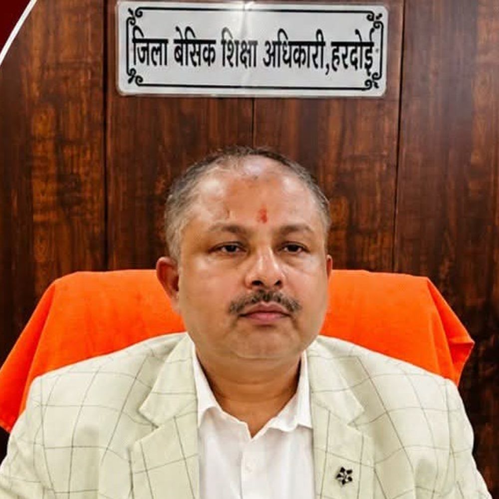 हरदोई के बीएसए डॉ. अजीत सिंह निलंबित:61 अभ्यर्थियों की भर्ती, वित्तीय अनियमितताओं के आरोप पर कार्रवाई