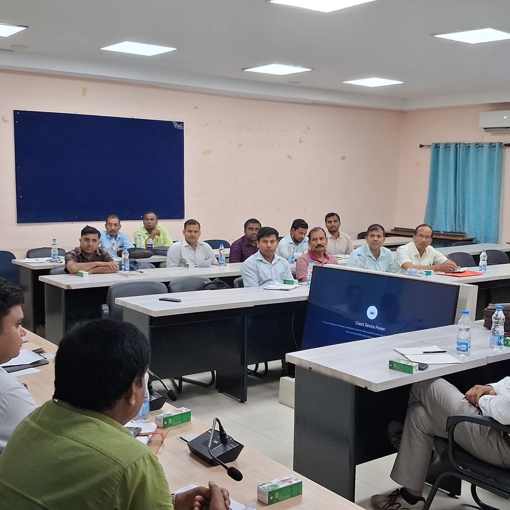 नवादा में डीएम ने डिग्री कॉलेजों की समीक्षा की:उच्च शिक्षा योजना के तहत तैयारियों को समय पर पूरा करने का निर्देश दिए
