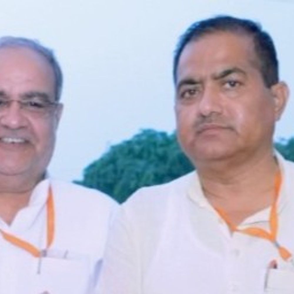 50 मिनट बंद कमरे में हुई भूपेंद्र-रामवीर की मुलाकात:BJP में तेज हुईं सियासी चर्चा, मुरादाबाद PWD गेस्ट हाउस में वन-टू-वन बैठक हुई थी