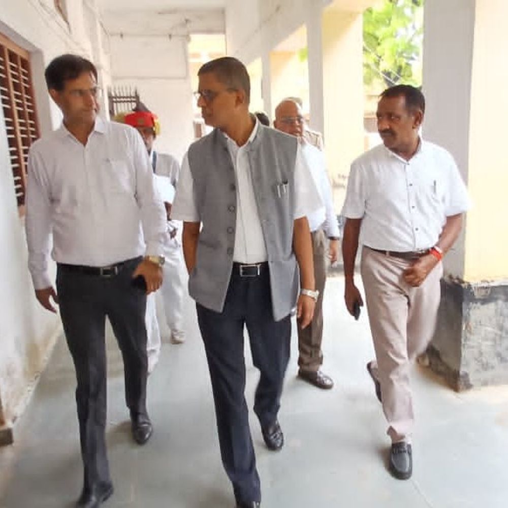 DM-SP ने UP TET केंद्रों का निरीक्षण किया:कानपुर देहात में निष्पक्ष और शांतिपूर्ण परीक्षा के लिए दिए सख्त निर्देश