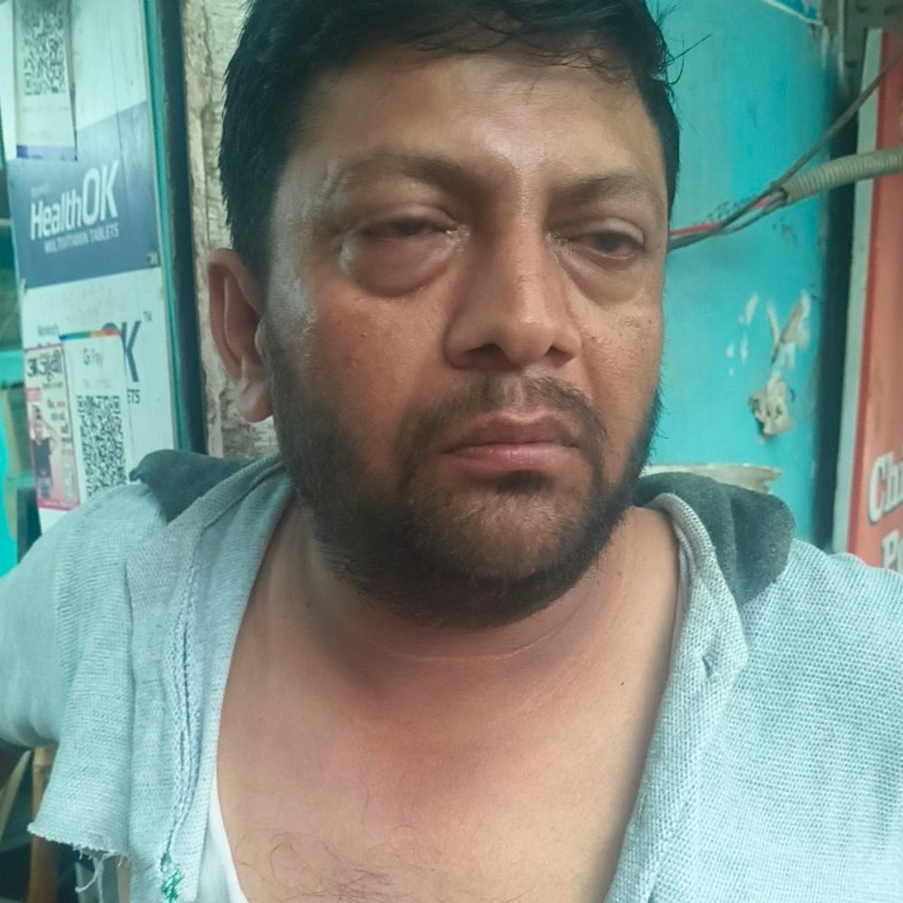 पत्नी ने प्रेमिका संग घूम रहे पति को पीटा:कल्याणपुर में बीच सड़क हुआ हाई वोल्टेज ड्रामा, पति ने बुलाई पुलिस