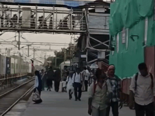 कोटा जंक्शन के प्लेटफॉर्म नंबर-4 पर 15 दिन का ब्लॉक:कोटा-बीना मेमू व भोपाल-जोधपुर एक्सप्रेस सोगरिया से चलेंगी, कई ट्रेनों के प्लेटफॉर्म बदलेंगे