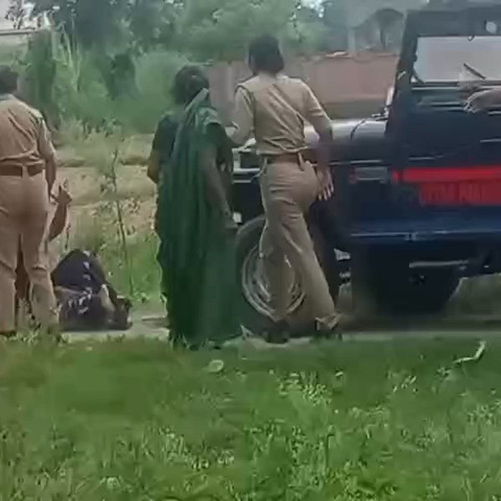 विवादित जमीन पर मड़ई डालने को लेकर बवाल:आजमगढ़ में पाटीदारों में जमकर मारपीट, FIR दर्ज