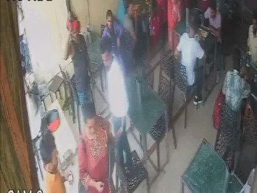 खाद्य सुरक्षा के नाम पर व्यापारियों से अवैध वसूली:कई व्यापारियों से ट्रेनिंग के नाम पर 2-2 हजार लिए; विभाग एक्शन की तैयारी में