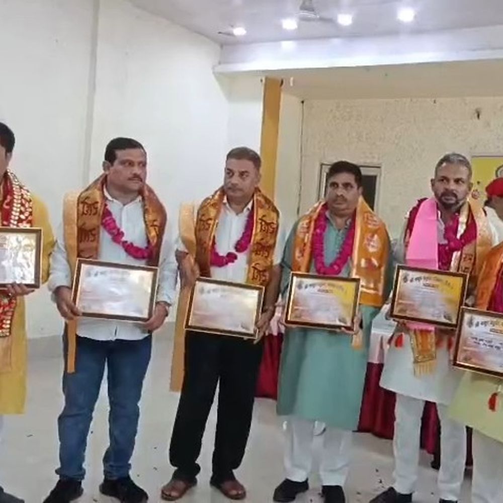 राजन पाठक अध्यक्ष, संजय चतुर्वेदी महामंत्री:मथुरा में श्री माथुर चतुर्वेद परिषद के चुनाव निर्विरोध हुए