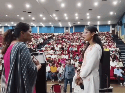 दैनिक भास्कर ने चित्तौड़गढ़ में किया 507 स्टूडेंट्स को सम्मानित:कलेक्टर डॉ. मंजू बोली- मेहनत से मिलती है सफलता