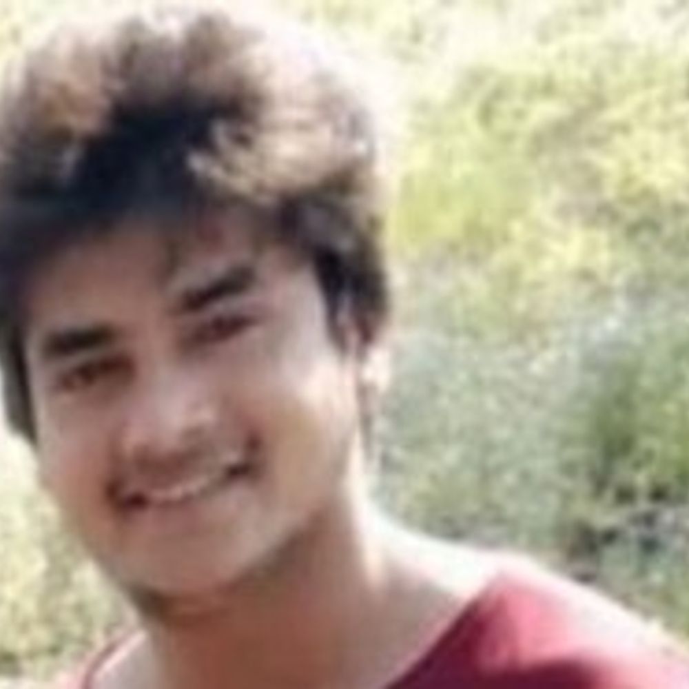 स्टूडेंट की हत्या का आरोपी गुजरात से पकड़ाया:गुना में बाइक का एक्सीलरेटर तेज करने पर चाकू मार दिया था