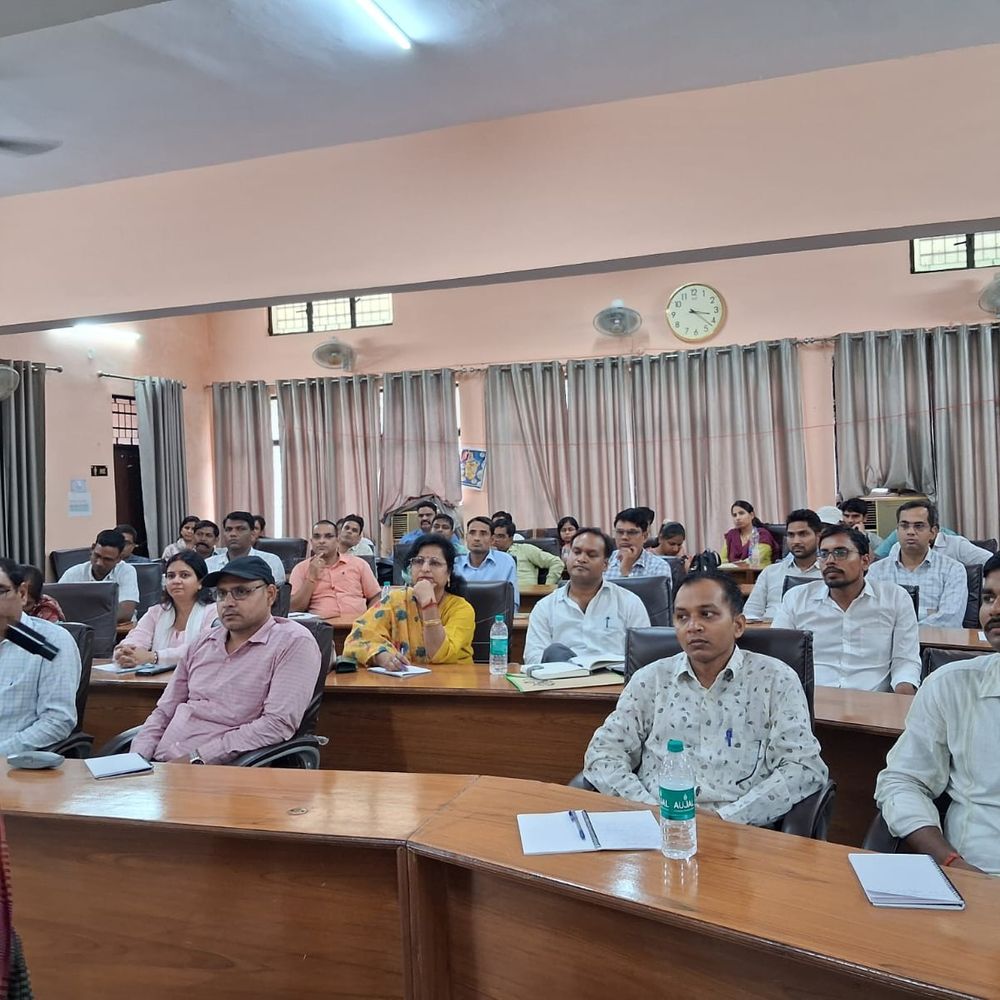 प्रयागराज में ड्रॉपआउट बच्चों को शिक्षा से जोड़ने की मुहिम:राज्य शिक्षा संस्थान में मास्टर ट्रेनर्स का तीन दिवसीय प्रशिक्षण आरंभ