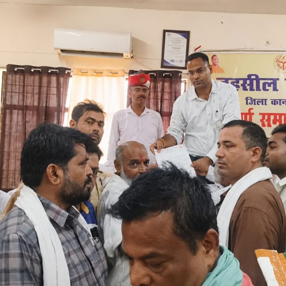 गंदगी-जलभराव पर व्यापारियों का नगर पालिका पर प्रदर्शन:बोले- पहले EO गंदा पानी पीकर दिखाएं, एसडीएम को सौंपा ज्ञापन