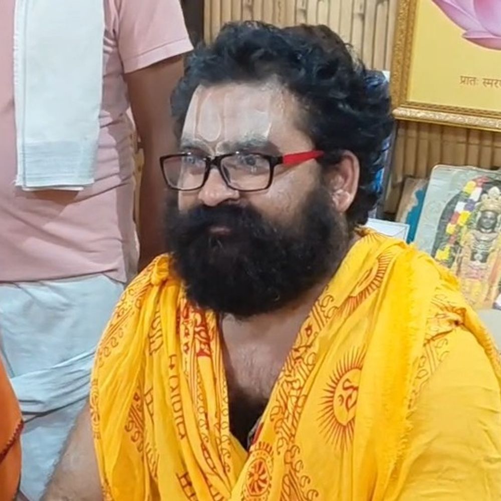 राम मंदिर दान में चोरी महापाप:फर्रुखाबाद में महंत ईश्वर दास ने कहा- मठ-मंदिर संतों के अधीन हों, सरकार का दखल उचित नहीं