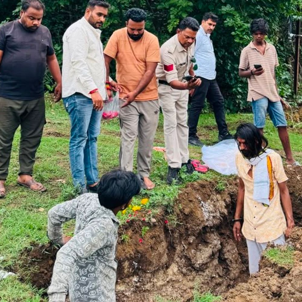 बैतूल में हिट एंड रन पीड़ित की हुई पहचान:चार दिन बाद सोशल मीडिया से परिजनों को मिली जानकारी, हिंदू सेना ने किया था अंतिम संस्कार