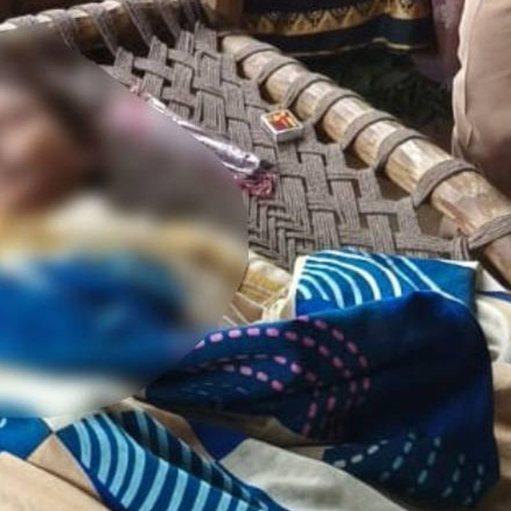 मोबाइल चलाने से मना करने पर छात्रा ने किया सुसाइड:चित्रकूट में फंदे पर लटका मिला शव, परिजनों से पूछताछ कर रही पुलिस