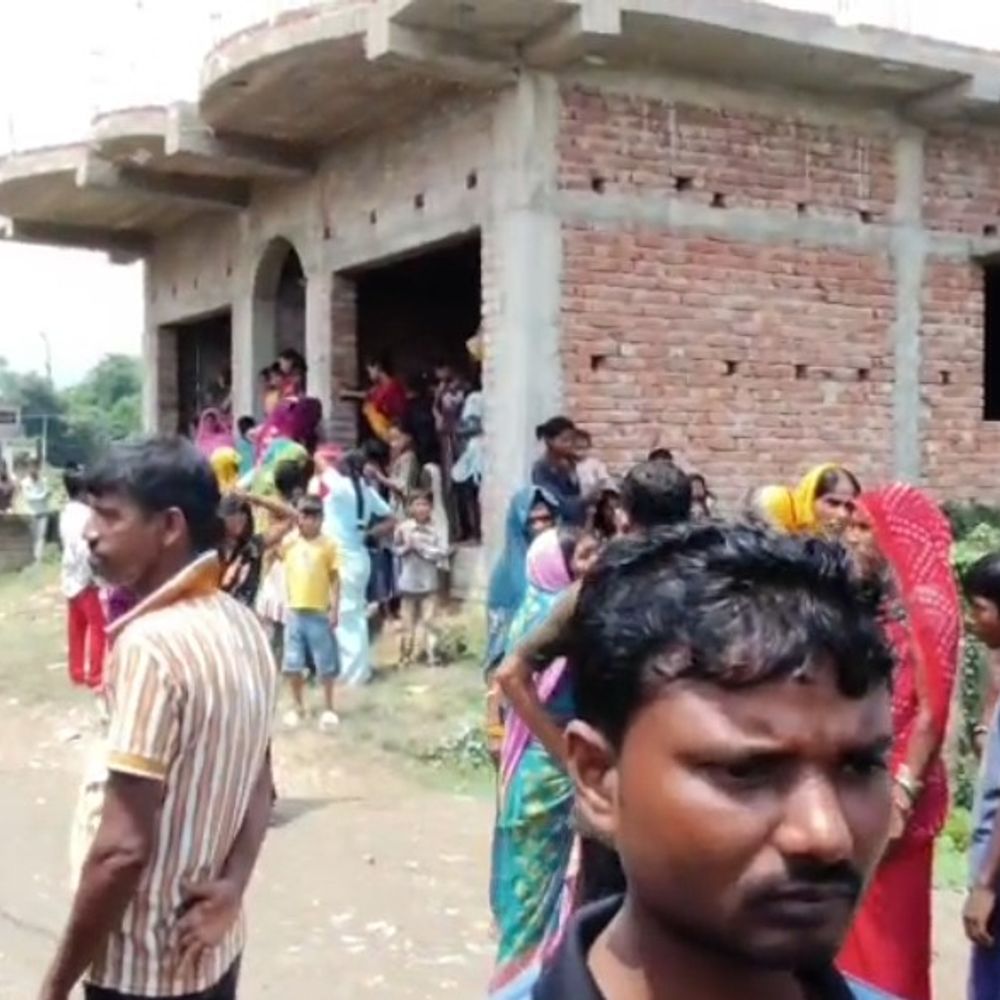 दरभंगा में फटा बम, पुलिस मौके पर पहुंची:2 युवक घायल, DMCH भेजा गया; घटना के कारणों का खुलासा नहीं