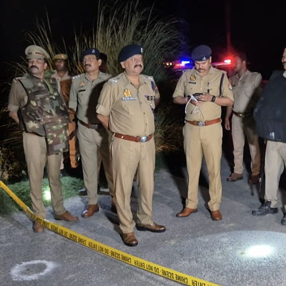 बहराइच में इनामी गौ तस्कर से पुलिस की मुठभेड़:पुलिस पर फायरिंग की, जवाबी कार्रवाई में बदमाश के पैर में लगी गोली