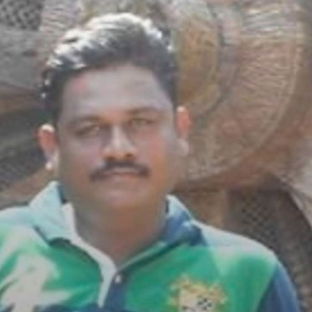 नाबालिग से यौन उत्पीड़न...फूड इंस्पेक्टर को 5 साल की सजा:बलरामपुर कोर्ट ने सहयोगी को भी दोषी ठहराया, अनियमितताओं की जांच के निर्देश