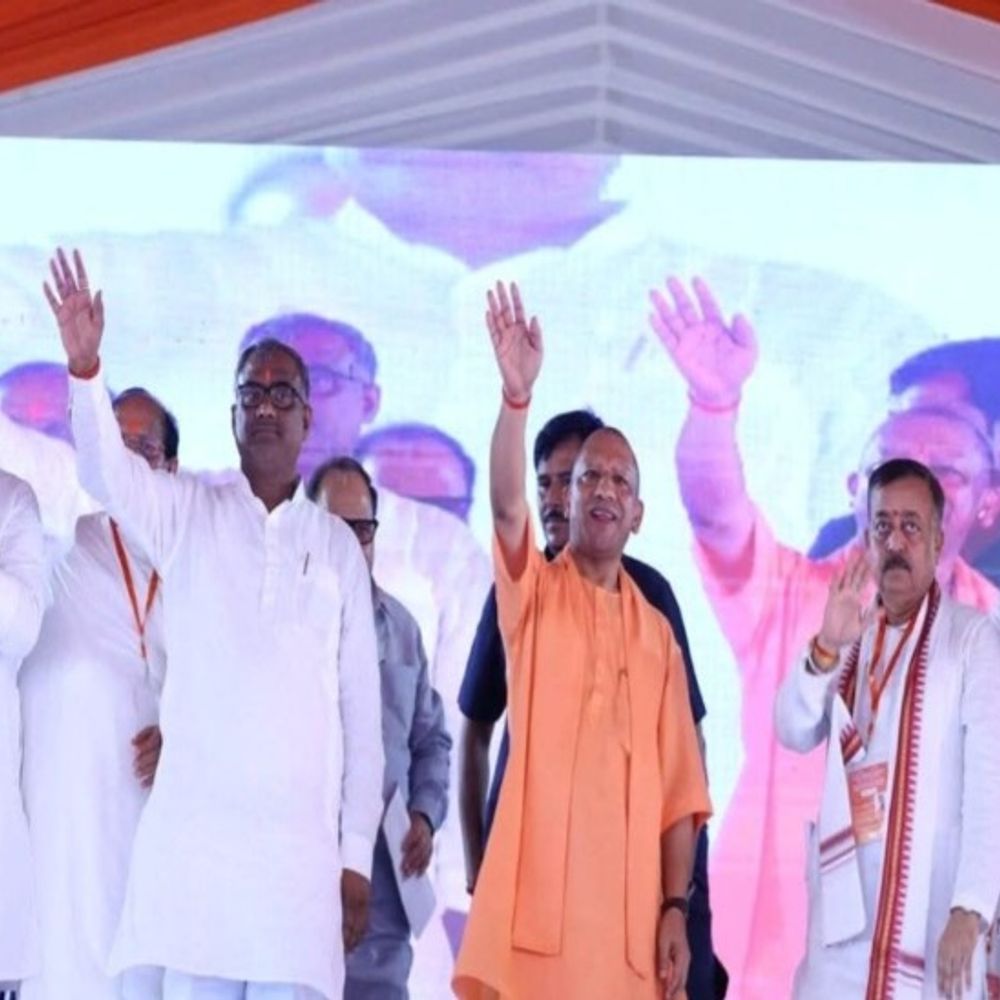 वोट ऑफ मार्जिन बढ़ाने के लिए करोड़ो की दी सौगात:बिजेथुआ-धोपाप धाम की अनदेखी, कादीपुर विधायक की प्रशंसा-सुल्तानपुर विधायक पर तंज पर चर्चा तेज