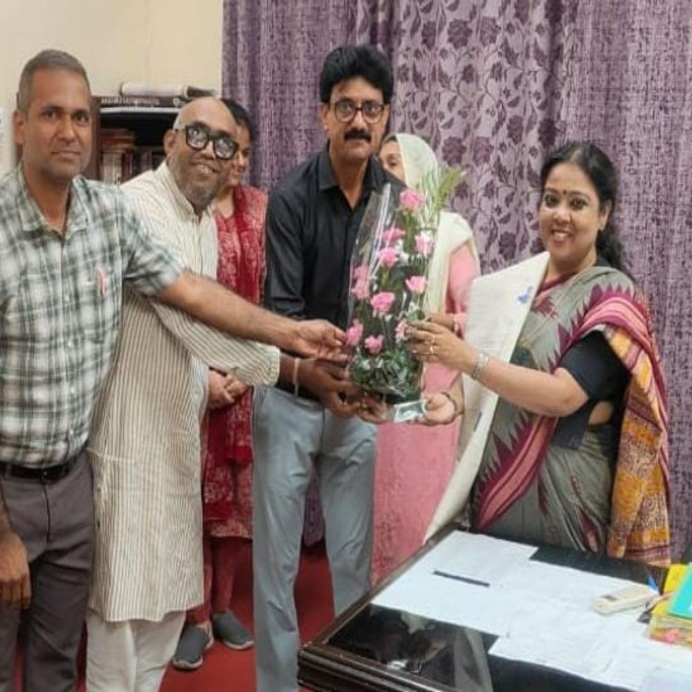 नई उपायुक्त से मिला केंद्रीय विद्यालय शिक्षक संघ का प्रतिनिधिमंडल:शिक्षकों की समस्याओं के समाधान पर हुई चर्चा, हर माह होगा ग्रीवेंस रिड्रेसल डे