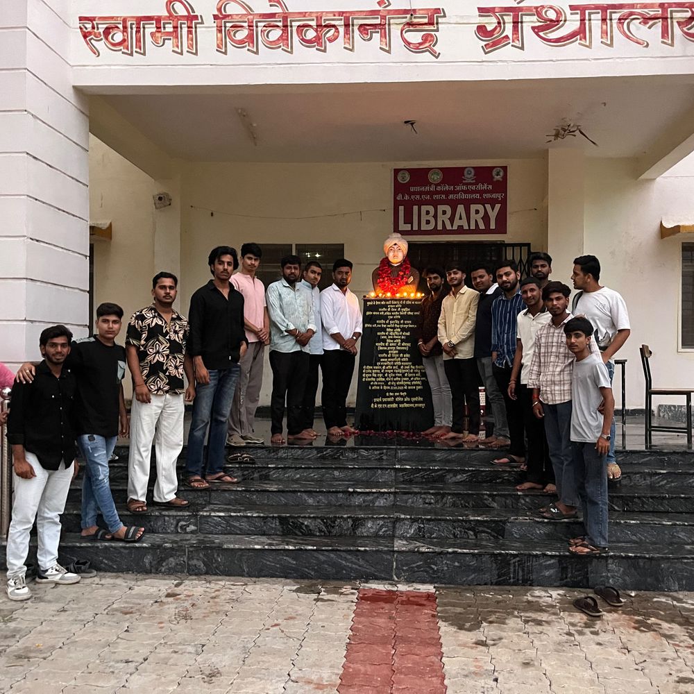 शाजापुर में एबीवीपी ने मनाया 78वां स्थापना दिवस:पीएम कॉलेज ऑफ एक्सीलेंस परिसर में छात्र-छात्राओं ने लिया राष्ट्र निर्माण का संकल्प