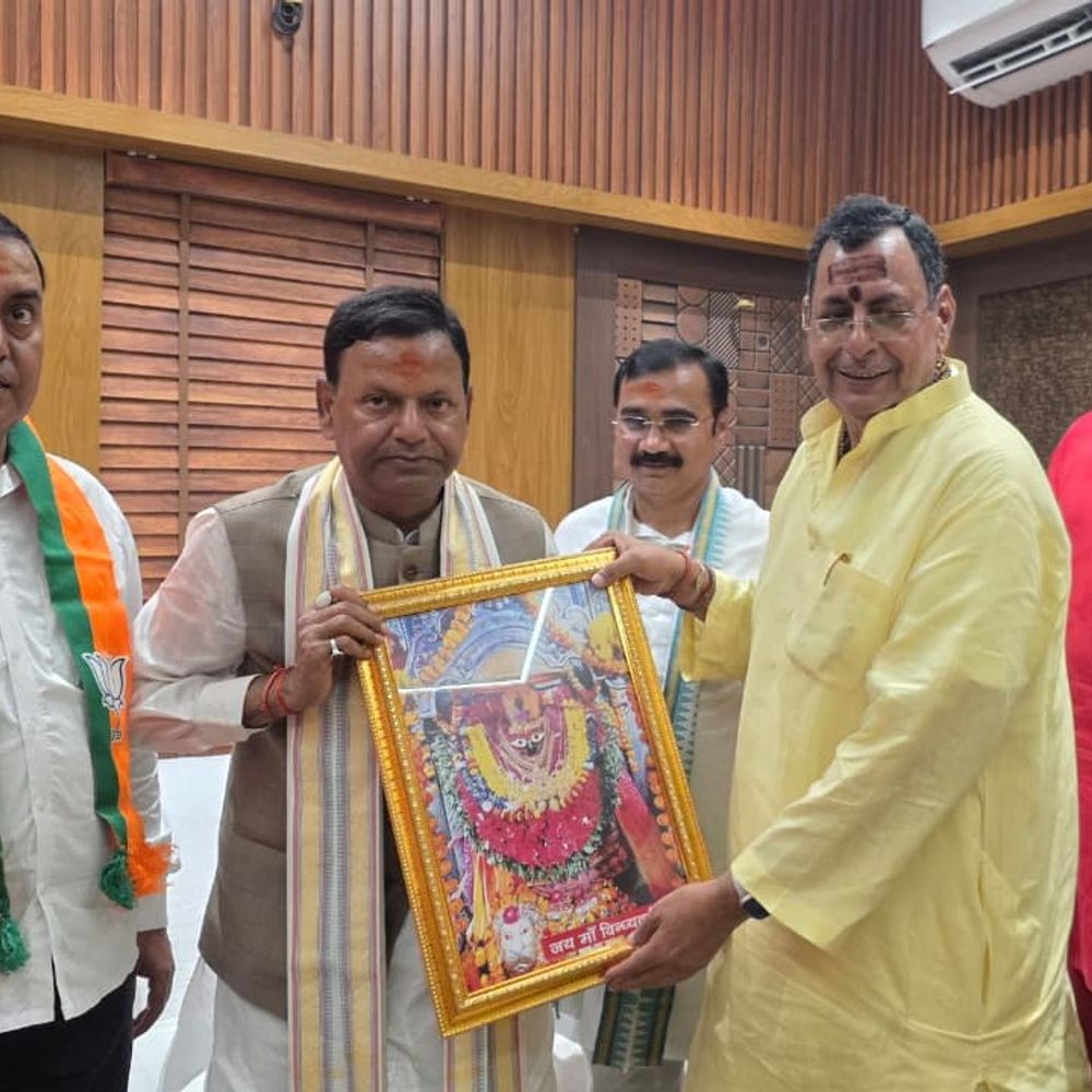 राम मंदिर के चंदा चोर बख्शे नहीं जाएंगे:मिर्जापुर में भाजपा प्रदेश अध्यक्ष पंकज चौधरी का बयान, मां विंध्यवासिनी के दर्शन किए