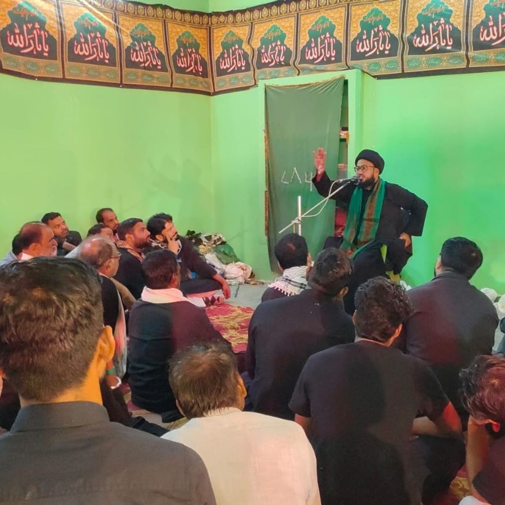 जुलूस में रात भर गूंजी 'या हुसैन' की सदा:सुल्तानपुर में बोले अनीस जायसी-संतों ने भी इमाम हुसैन की शहादत को किया है नमन