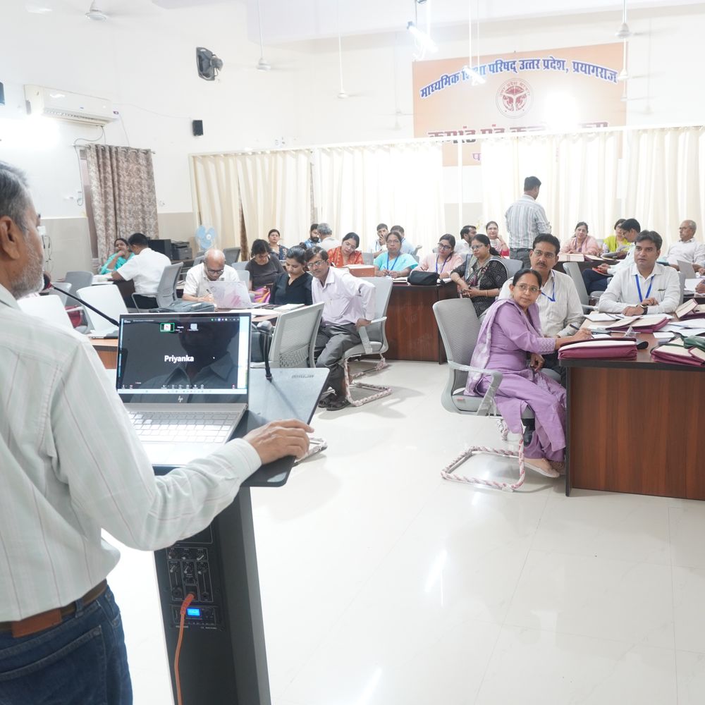 यूपी बोर्ड का पाठ्यक्रम नई शिक्षा नीति के अनुरूप बदलेगा:नए सिलेबस की तैयारी पूरी, विशेषज्ञों ने रोडमैप तैयार किया