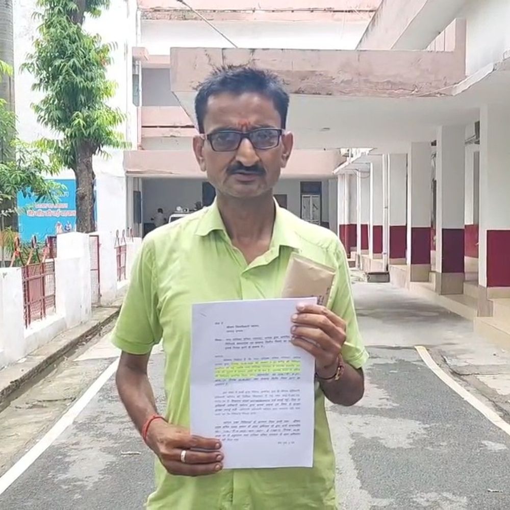 गंगाघाट नगर पालिका के 20 करोड़ के टेंडरों पर सवाल:सामाजिक कार्यकर्ता ने वित्तीय अनियमितता का आरोप लगाया, उन्नाव DM से शिकायत