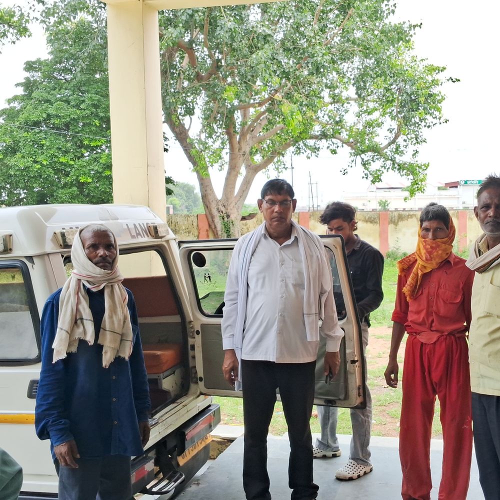 इटावा में युवक की संदिग्ध परिस्थितियों में मौत:परिजनों ने दो युवकों पर लगाया जहर देने का आरोप, बेसुध हालत में पहुंचा था घर