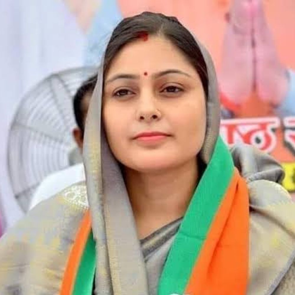 तमकुहीराज ब्लॉक प्रमुख के वित्तीय अधिकार सीज:कुशीनगर में वित्तीय अनियमितताओं के आरोप में कार्रवाई, संचालन के लिए तीन सदस्यीय समिति गठित