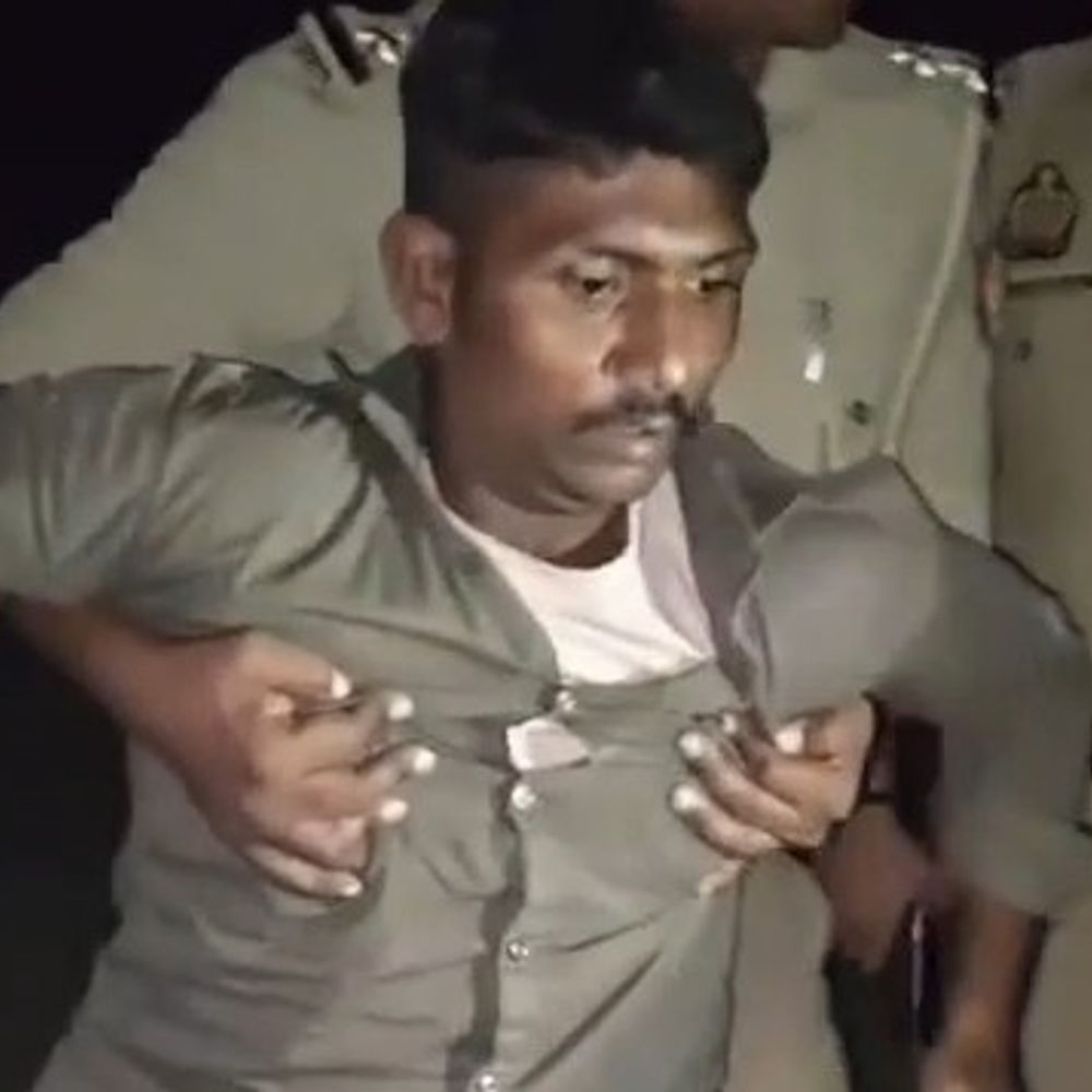 मथुरा में हत्या का प्रयास करने वाला आरोपी गिरफ्तार:पुलिस पर फायरिंग करके भाग रहा था, मुठभेड़ में पैर में लगी गोली