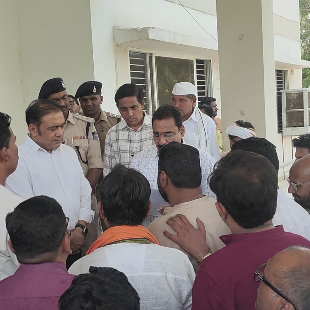 भाजपा मंडल अध्यक्ष बोले- कांग्रेस कार्यकर्ताओं ने मारपीट की:स्ट्रीट वेंडर मार्केट लोकार्पण कार्यक्रम में हंगामे पर एसपी से की कार्रवाई की मांग