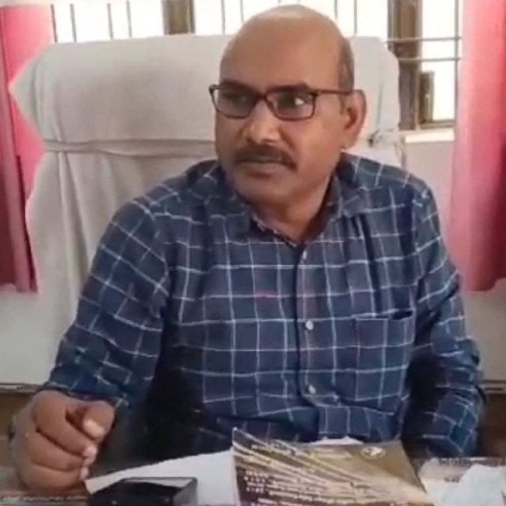 अंबेडकरनगर में इलेक्ट्रिक वाहनों की लोकप्रियता बढ़ी:कम खर्च, बेहतर माइलेज के कारण तीन साल में बिक्री में इजाफा