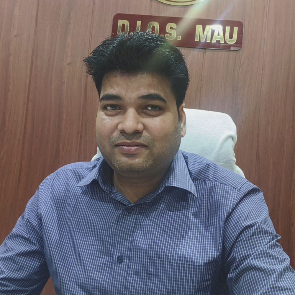 हाईस्कूल-इंटर परीक्षा 2027 के केंद्रों का होगा ऑनलाइन निर्धारण:मऊ में स्कूलों को 20 जुलाई तक पोर्टल पर अपलोड करनी होगी जानकारी