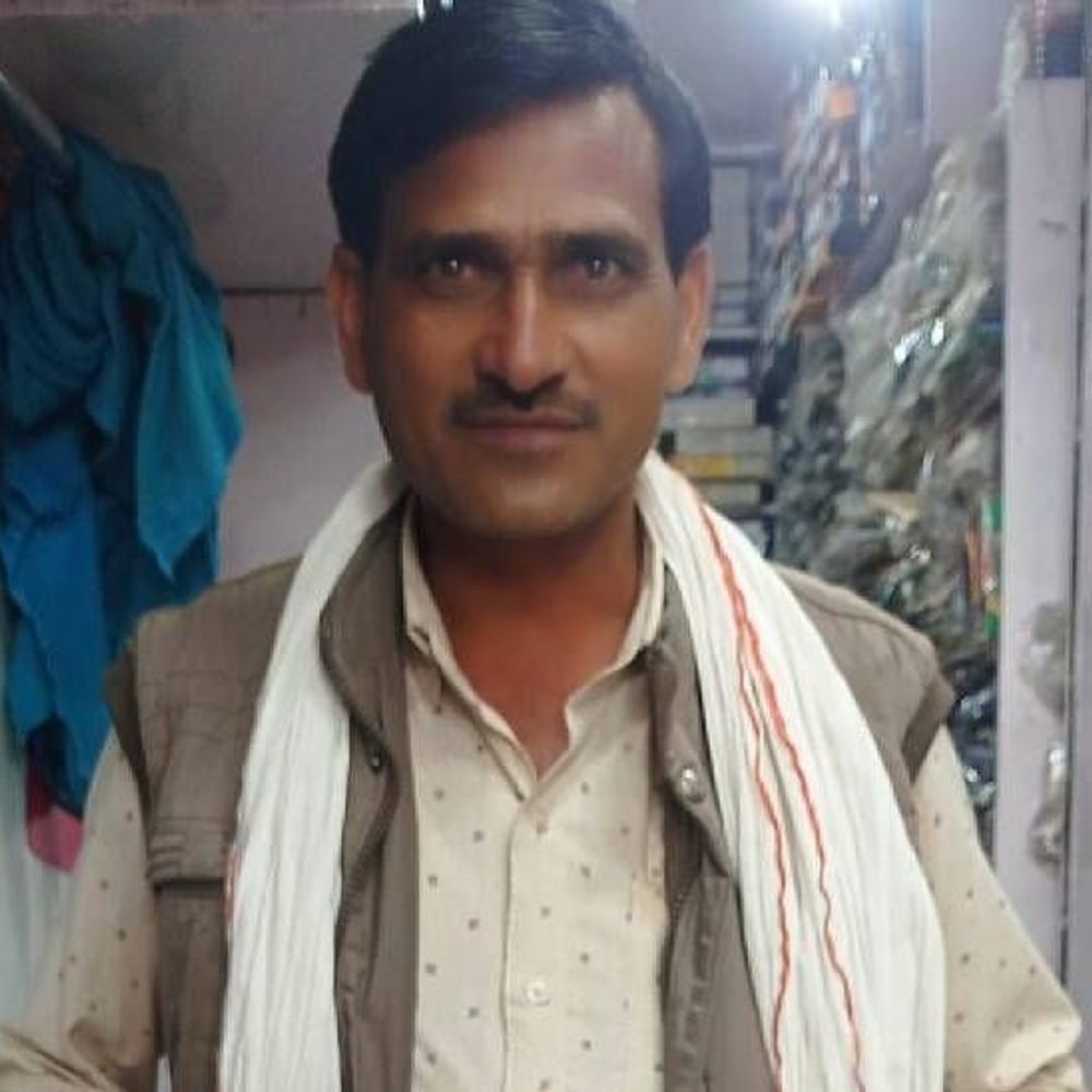 यूपी की बड़ी खबरें:झांसी में चोरी के आरोप में बेटे के पकड़े जाने पर पिता ने सुसाइड किया, परिजन बोले- टेंशन में थे