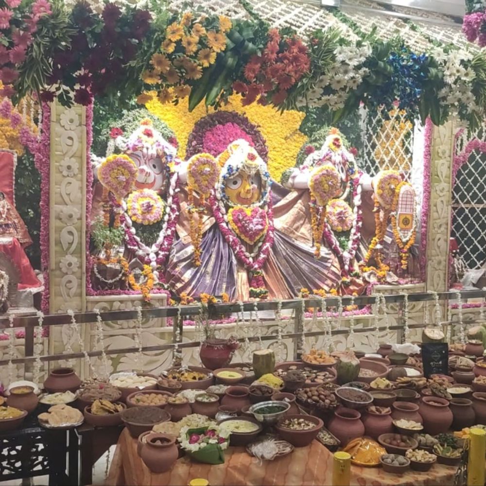 14 दिन बाद नवयौवन स्वरूप में दिखे भगवान जगन्नाथ:शंखध्वनि के बीच खुले कपाट, उमड़े श्रद्धालु; 16 जुलाई को रथयात्रा निकलेगी