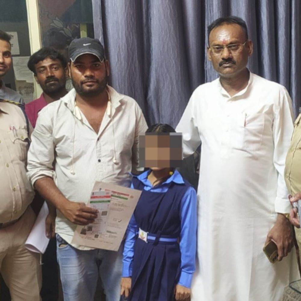 गोहलपुर पुलिस की तत्परता, रास्ता भटकी बच्ची मिली:  10 वर्षीय मासूम को खोजकर पिता के सुपुर्द किया – Jabalpur News