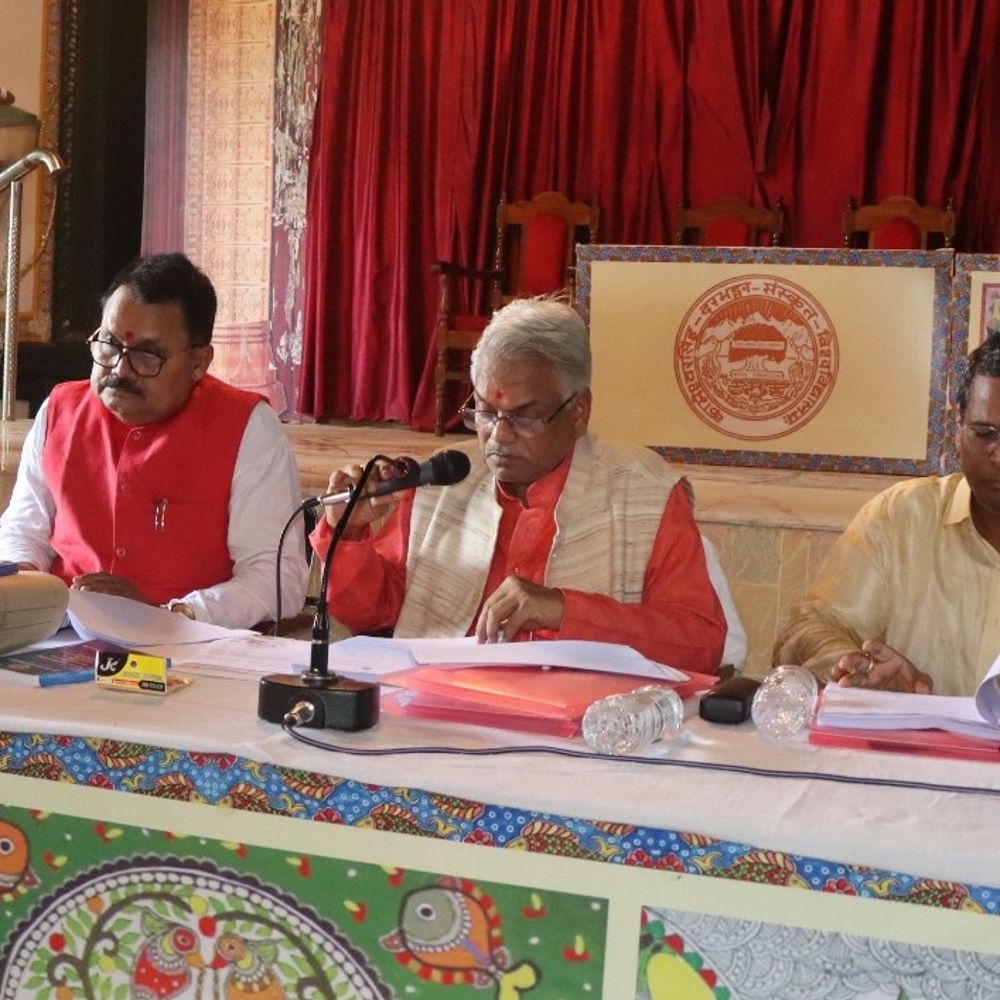 कामेश्वर सिंह दरभंगा संस्कृत यूनिवर्सिटी में 29 जुलाई से एग्जाम:संशोधित शेड्यूल जारी, 13 सेंटर्स पर 3 अगस्त तक दो पालियों में होगी परीक्षा