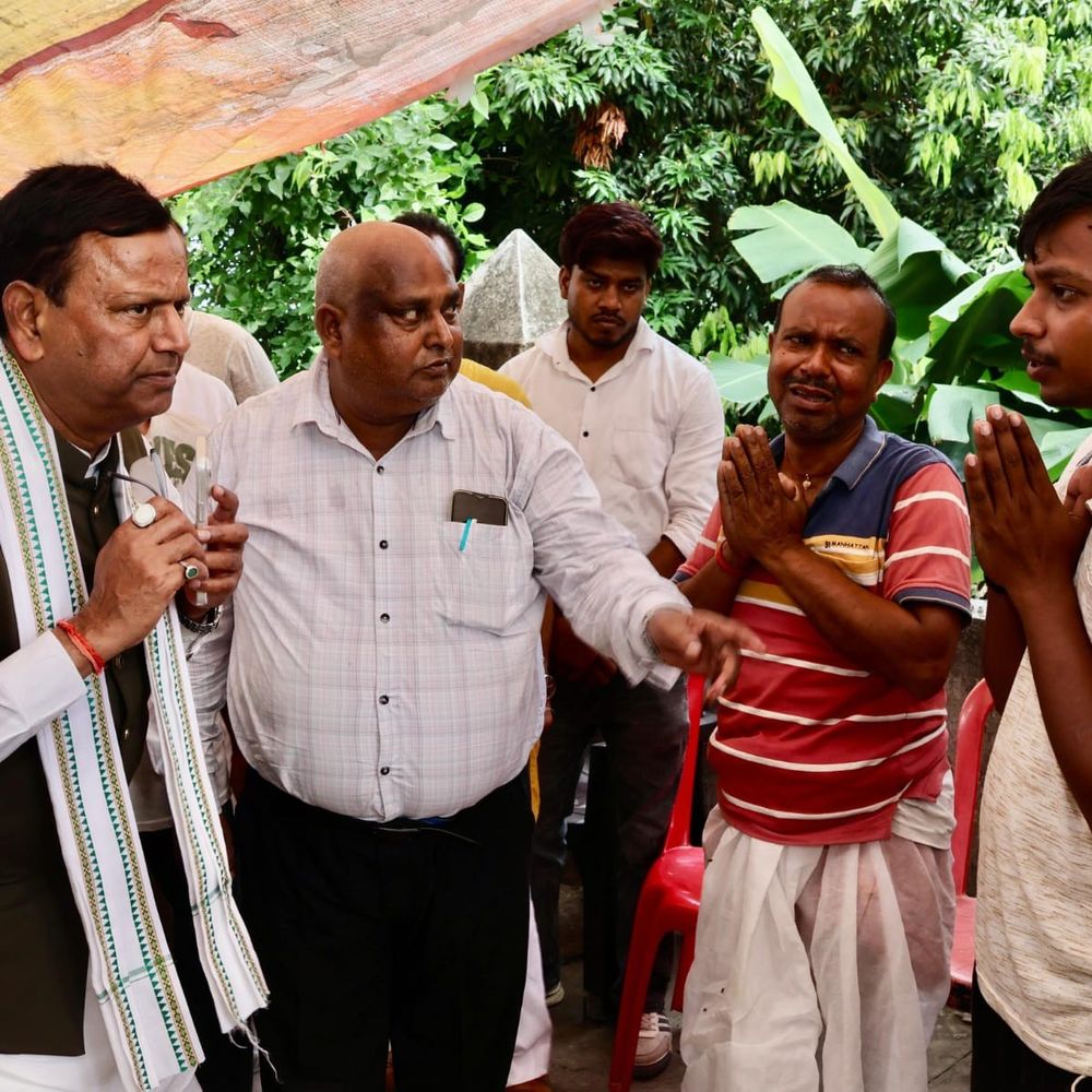 राहुल सिंह के निधन पर केंद्रीय मंत्री ने जताया दुख:महराजगंज में परिजनों को हरसंभव सहयोग का भरोसा